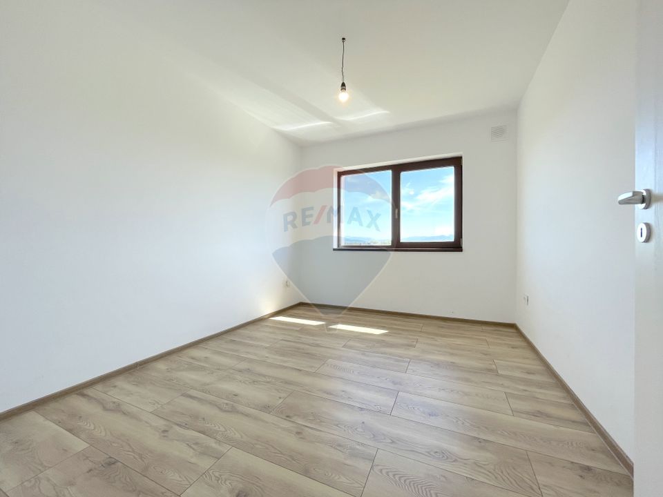 !! VANDUT !! Casă individuala, parter, 1400 mp teren, Sanpetru