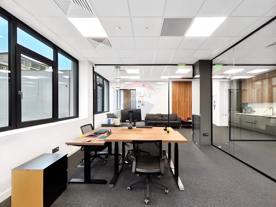 120.4sq.m Office Space for rent, Ultracentral area