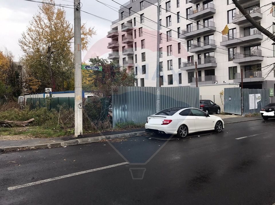 Land 1,383sqm Strada Piatra Craiului
