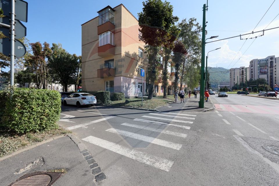 SPATIU COMERCIAL | 47MP | COMISION 0% | ZONA ONIX | AFISARE LOGO