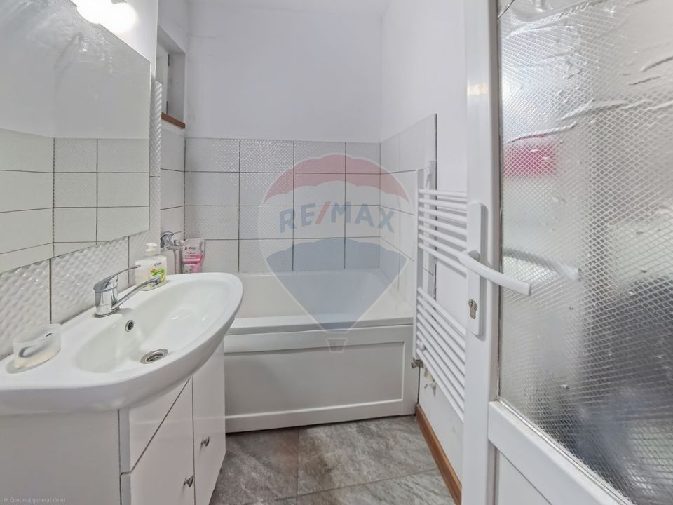 Rezervat! Spațiu comercial la parter de vânzare Mioritei - Bacau