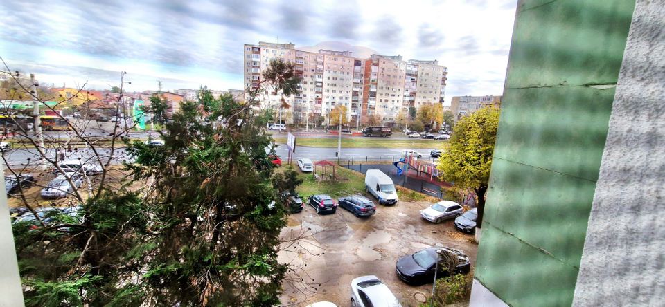 De inchiriat- Apartament 2 camere -Calea Aurel Vlaicu, Etaj 3 cu lift