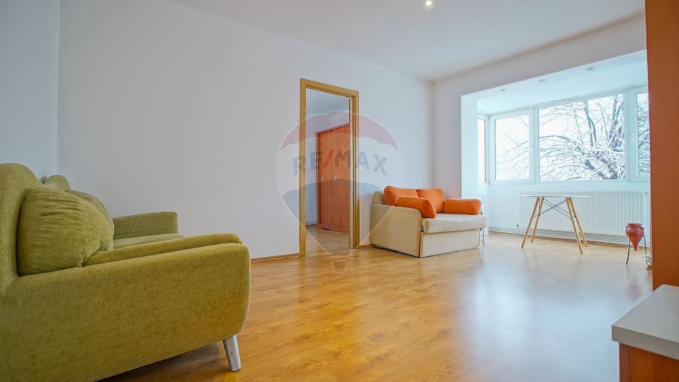 Apartament cu 2 camere, Centrul Civic, Brasov