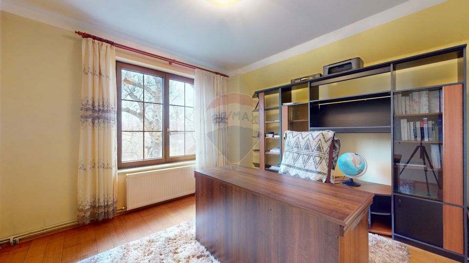 Casă de vânzare Bran Sohodol teren  intravilan 10.331 mp două locuințe