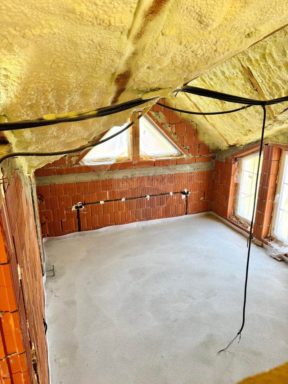 5 room House / Villa for sale, Central area