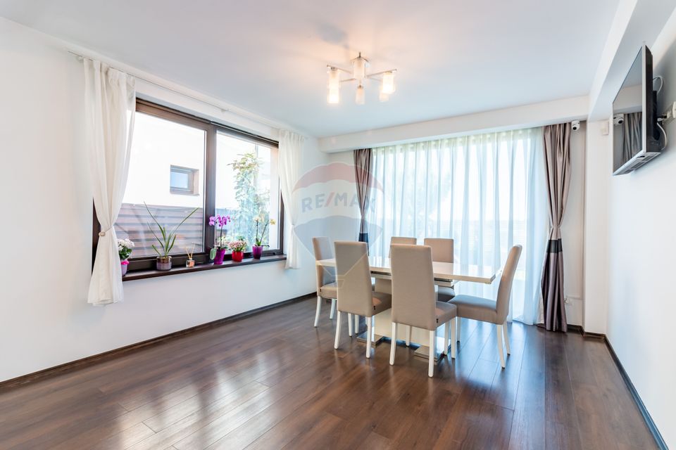 Vanzare Vila Individuala mare | 7 camere, 2 terase | P+1+2R | Curte