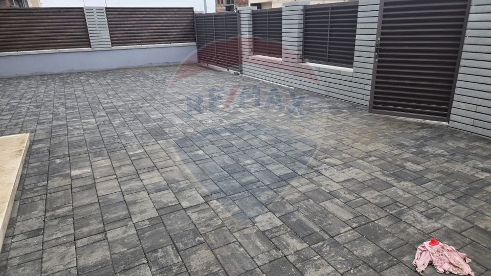 5 room House / Villa for sale