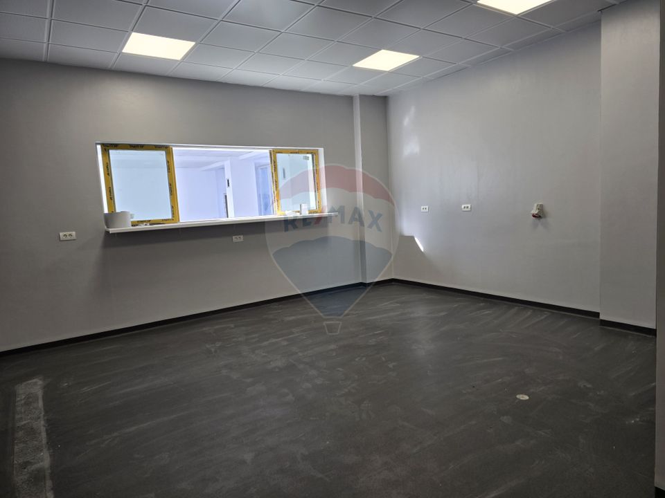 Villa / Guesthouse / Seniors' Asylum, beautiful Moeciu area, parking