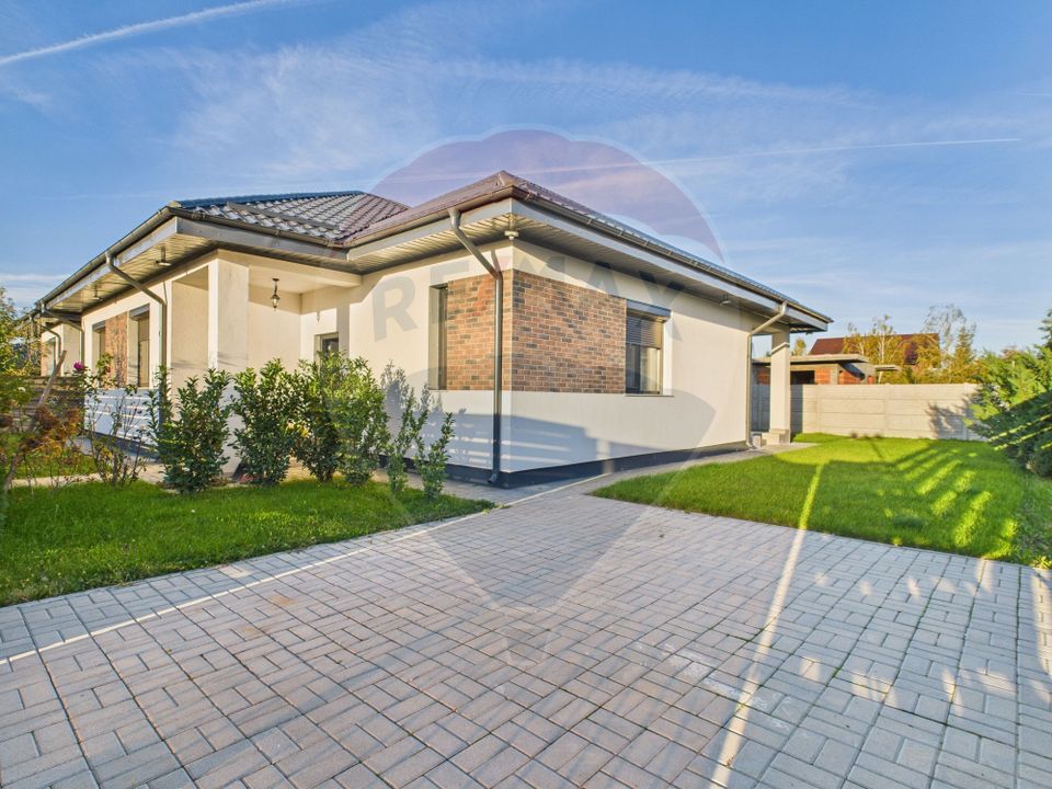 Villa with 4 rooms, beautifully furnished and 500 sqm land Corbeanca