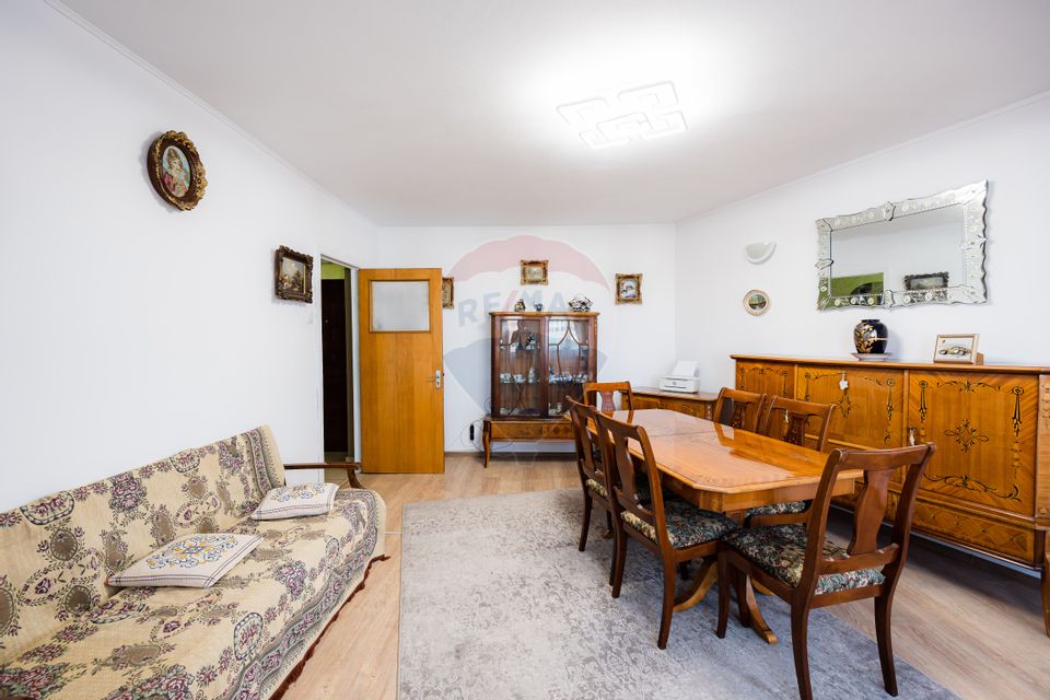 Apartament cu 3 camere Calea Craiovei