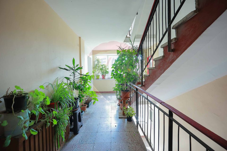 4 room Apartment for sale, Dacia area