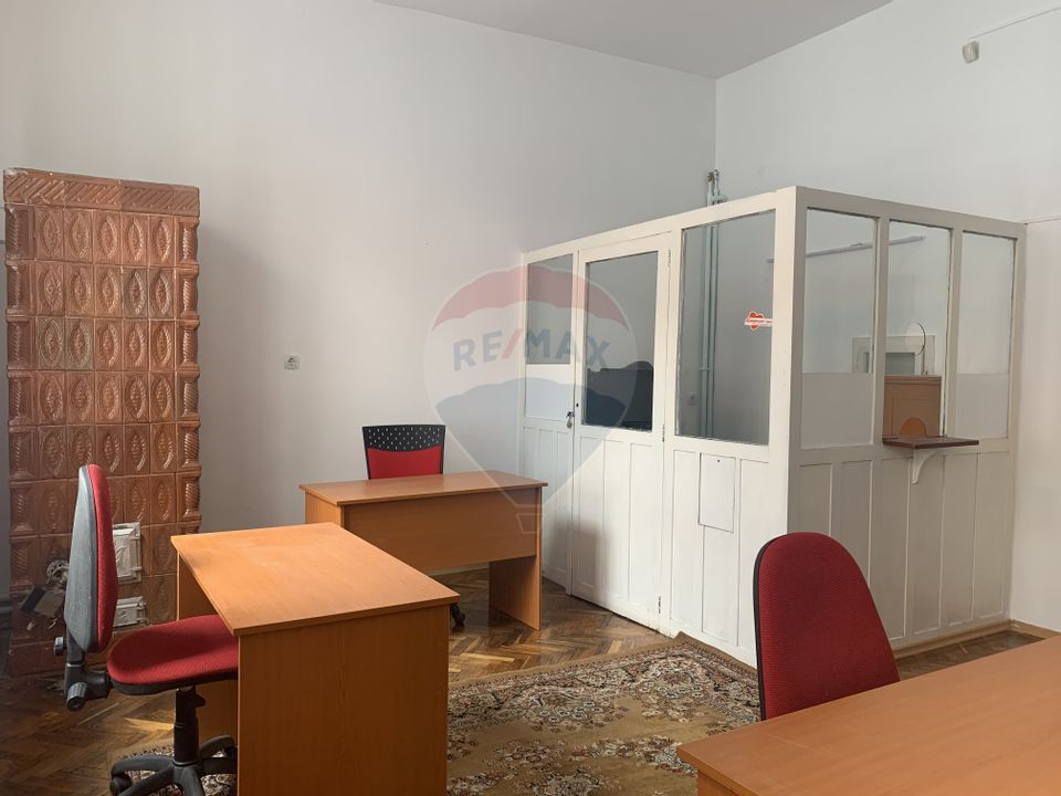 25sq.m Office Space for rent, Central area