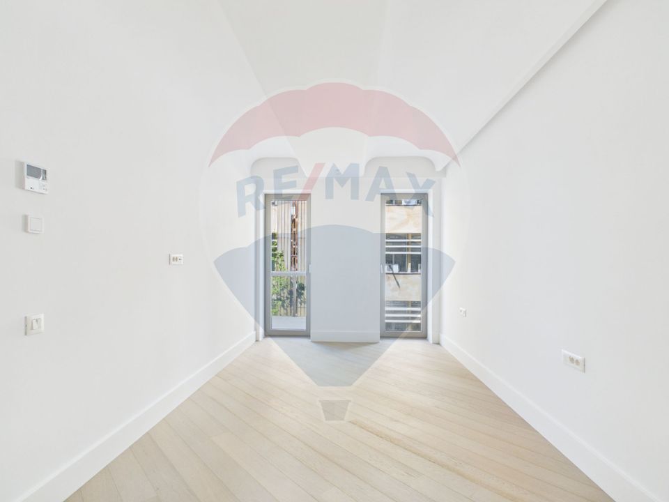 Apartament 2 camere Cortina 126