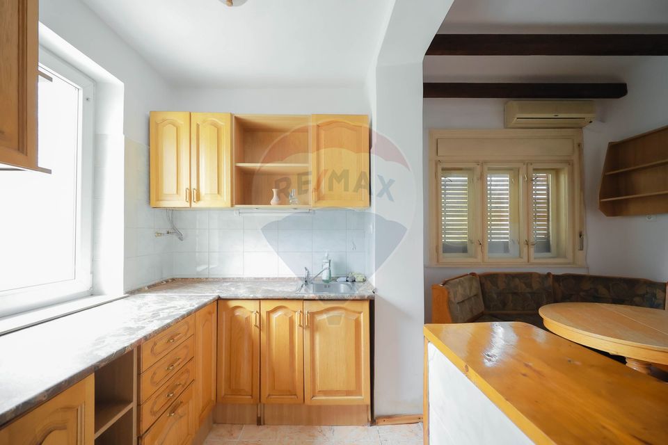 4 room House / Villa for sale, Central area