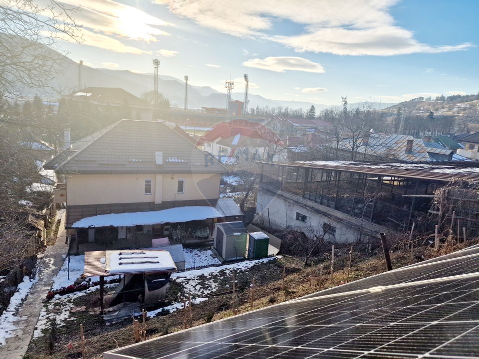 Doua case in zona Centrala, Piatra Neamt