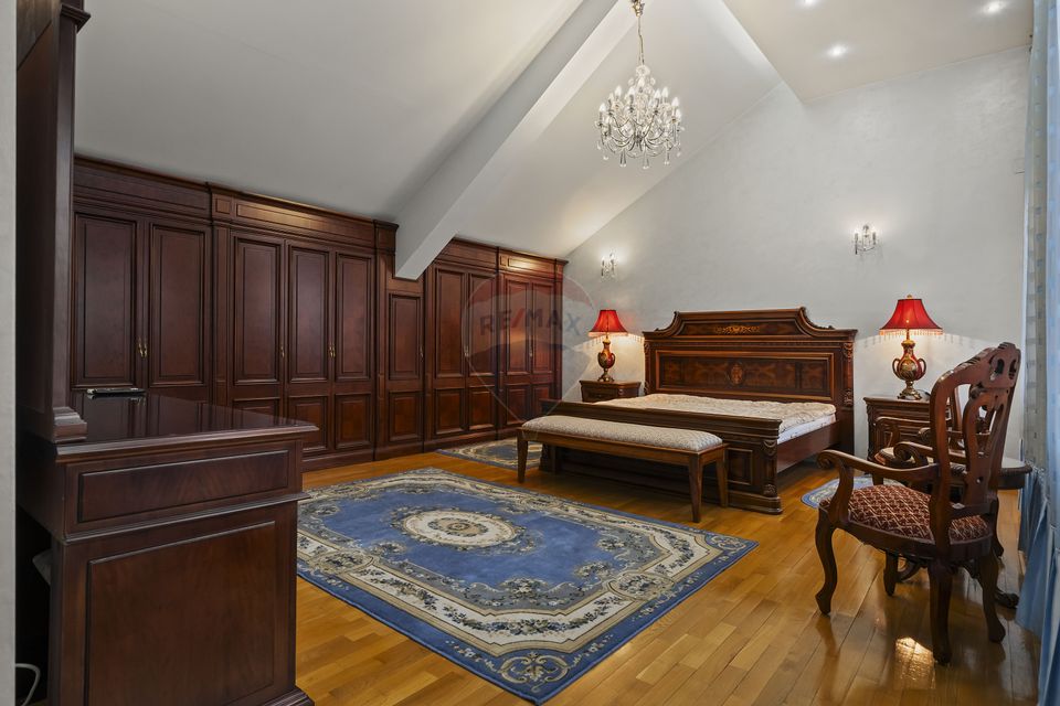 Casă / Vilă cu 6 camere de închiriat în zona Nord