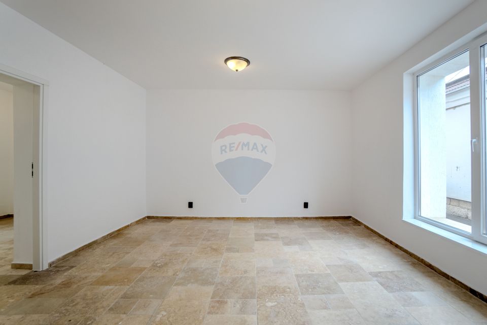 51sq.m Office Space for sale, Centrul Istoric area