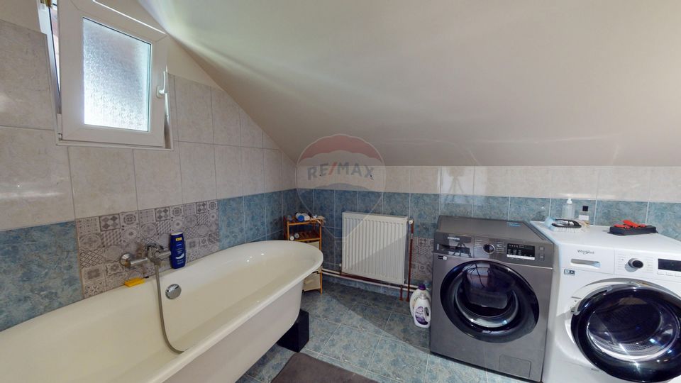 5 room House / Villa for sale