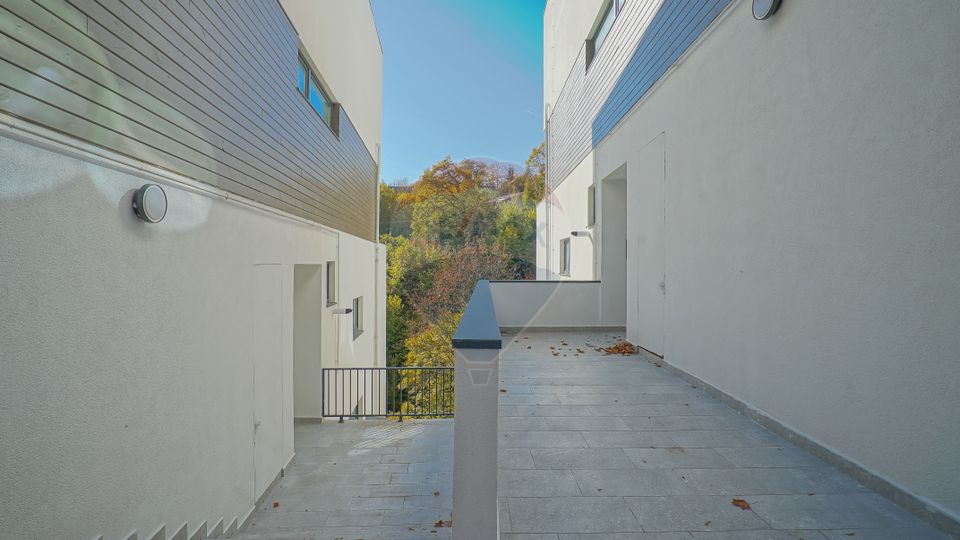 REZERVAT-Drumul Poienii, apartamente finalizate