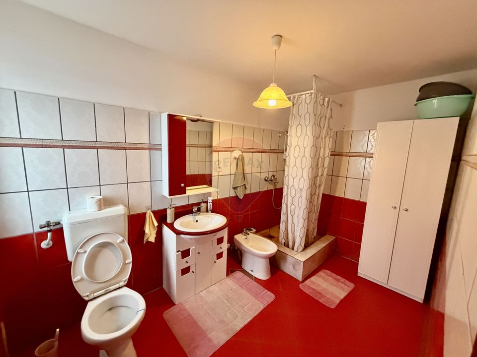 4 room House / Villa for sale