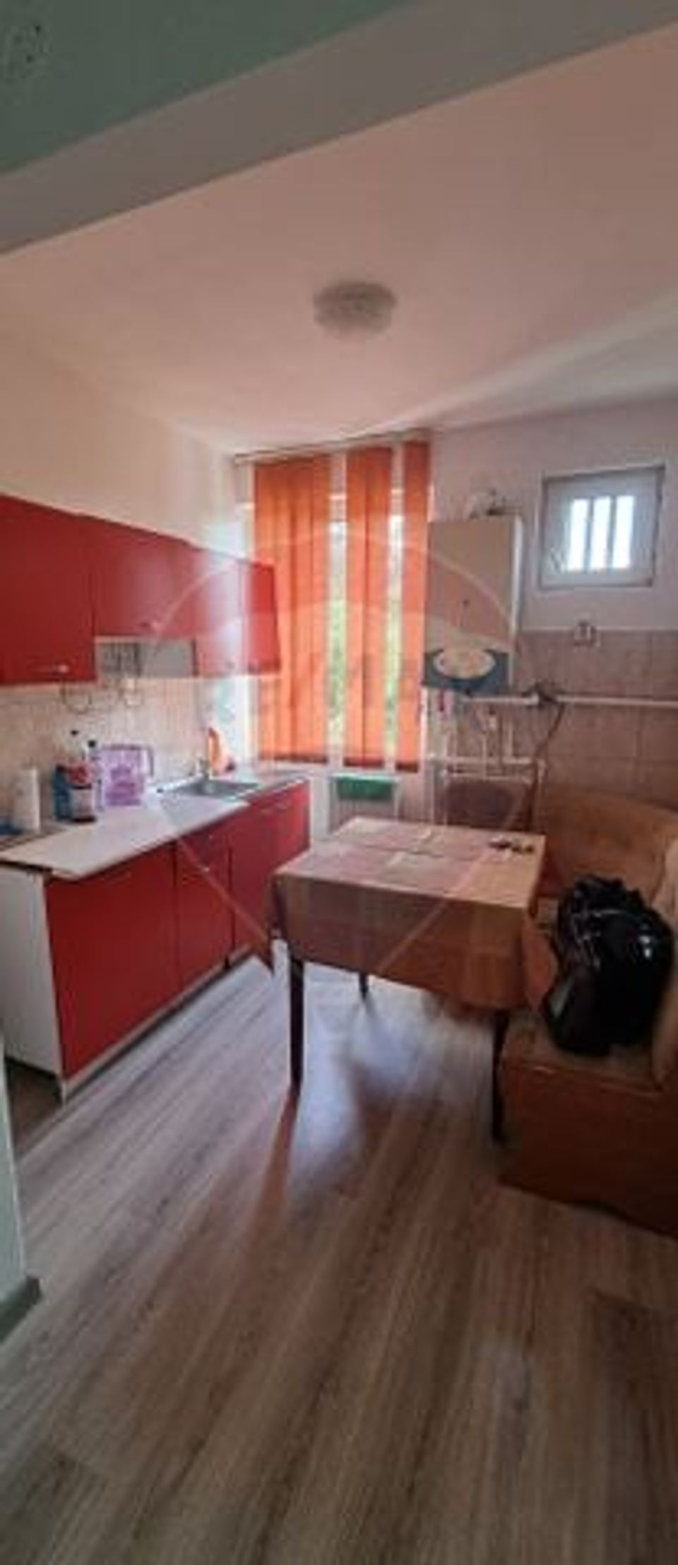 Apartament 2 camere decomandate