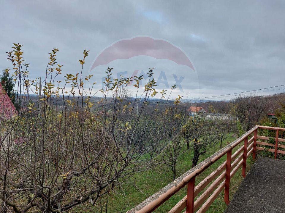 Casă / Vilă cu 4 camere de vânzare