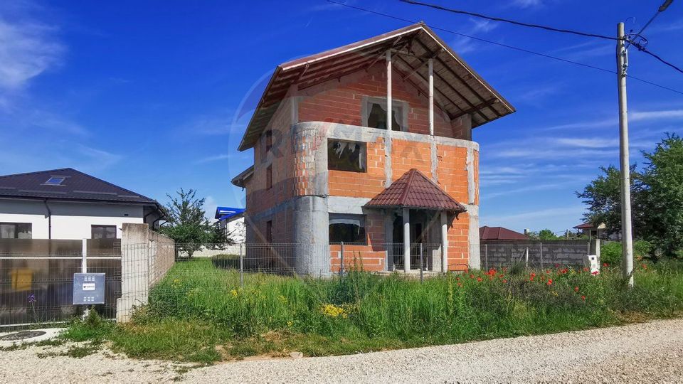 Casă / Vilă de vanzare 360 mp-la rosu, Ciolpani/Ilfov