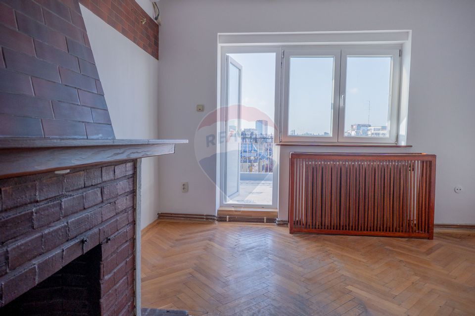 De vanzare apartament  in Zona Romana