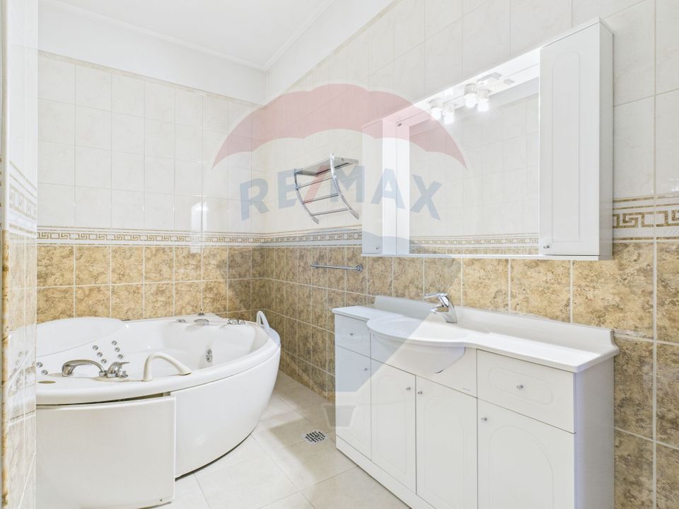 5 room Apartment for sale, Stefan cel Mare area