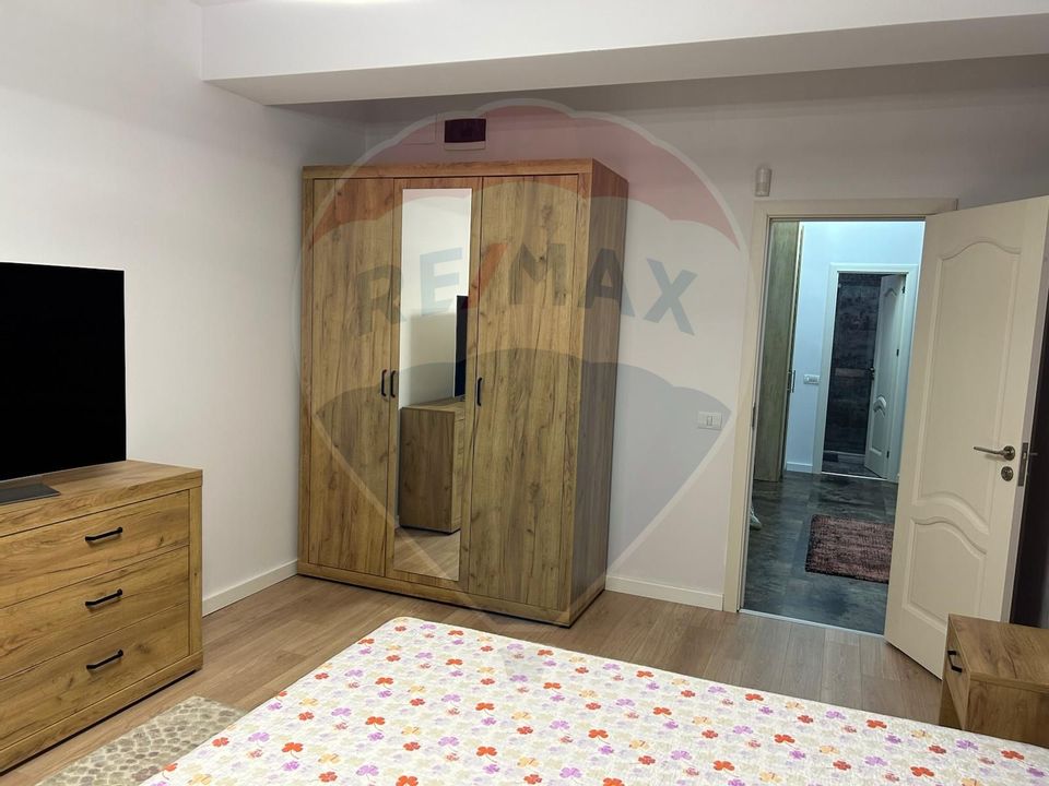 Apartament cu 2 camere de închiriat  lux  central zona Casa de Cultura