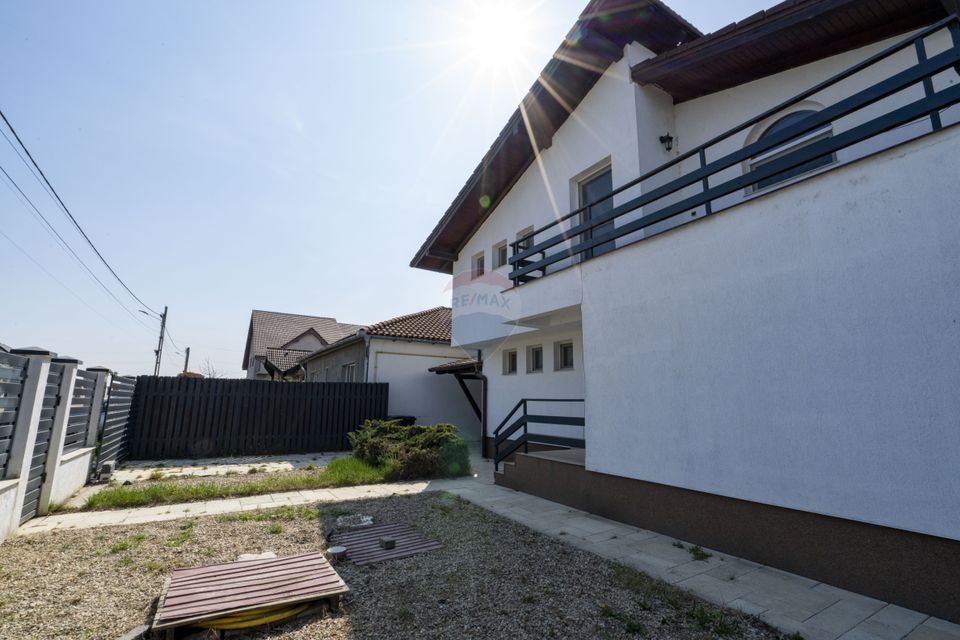 6 room House / Villa for sale