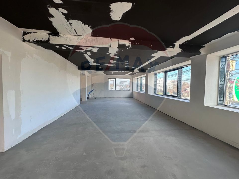 970sq.m Commercial Space for rent, Odai area
