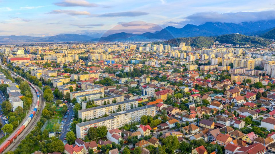 Cladire de 902 mp utili de vânzare, zona Grivitei - DN 13, COMISION 0