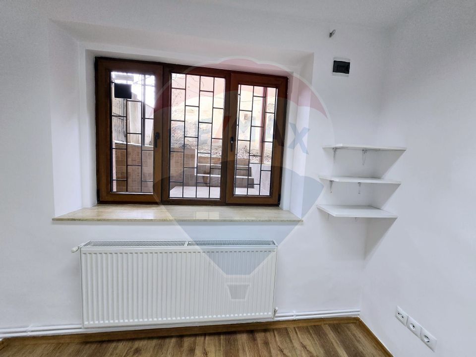 41sq.m Office Space for rent, Horea area