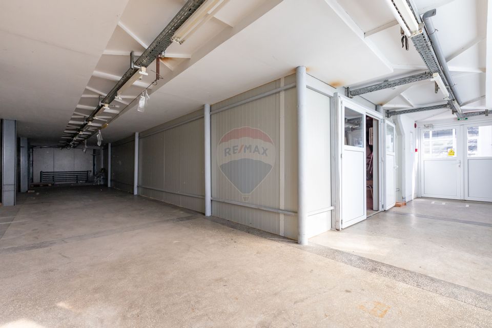 940sq.m Commercial Space for rent, Serbanesti area
