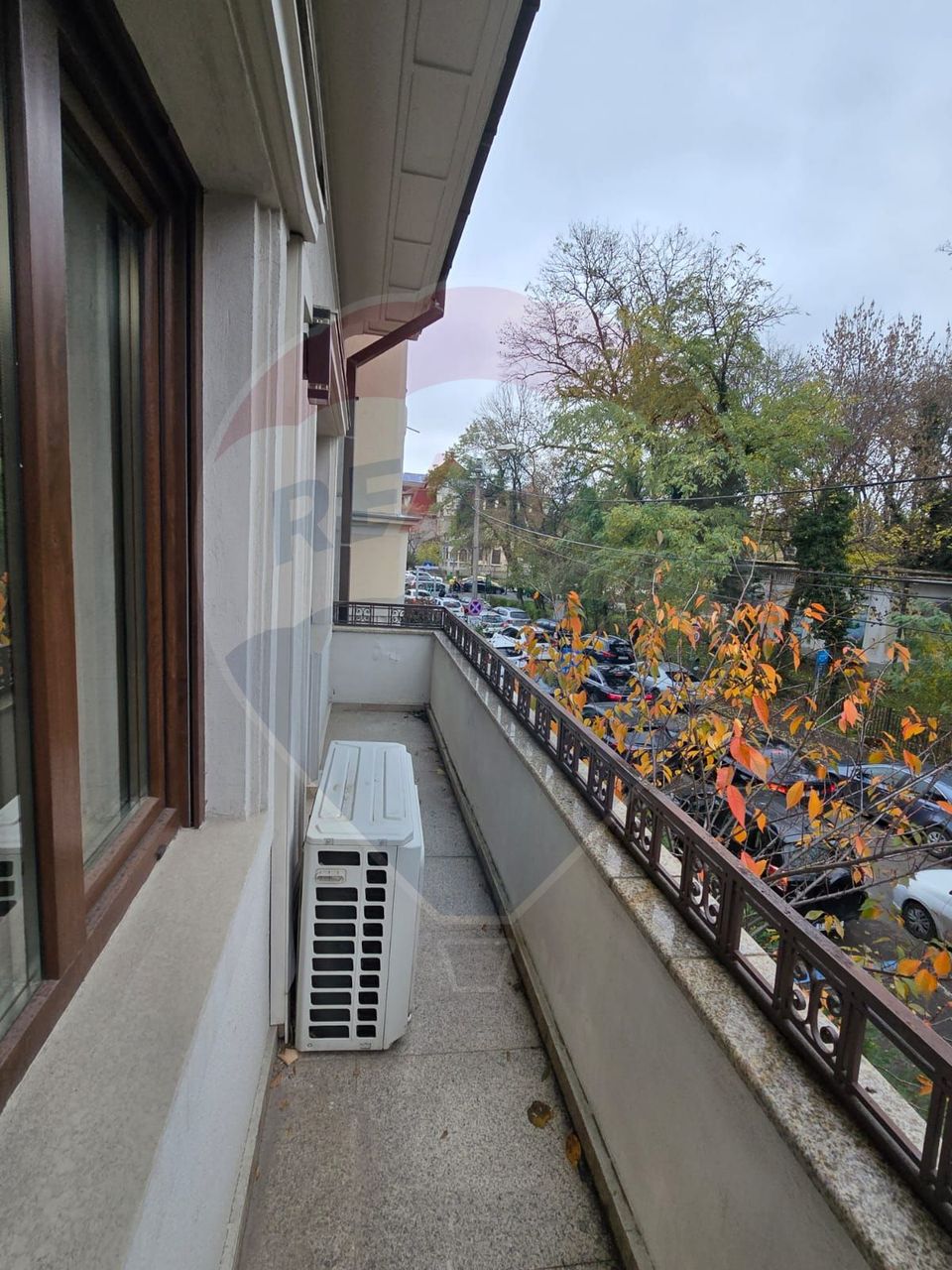 5 room Apartment for rent, Kiseleff area