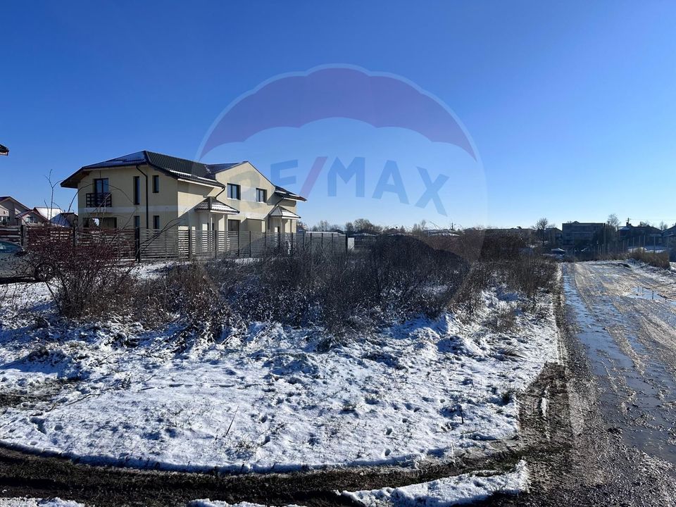 Teren intravilan 500mp, langa lac, acces drum principal - Corbeanca