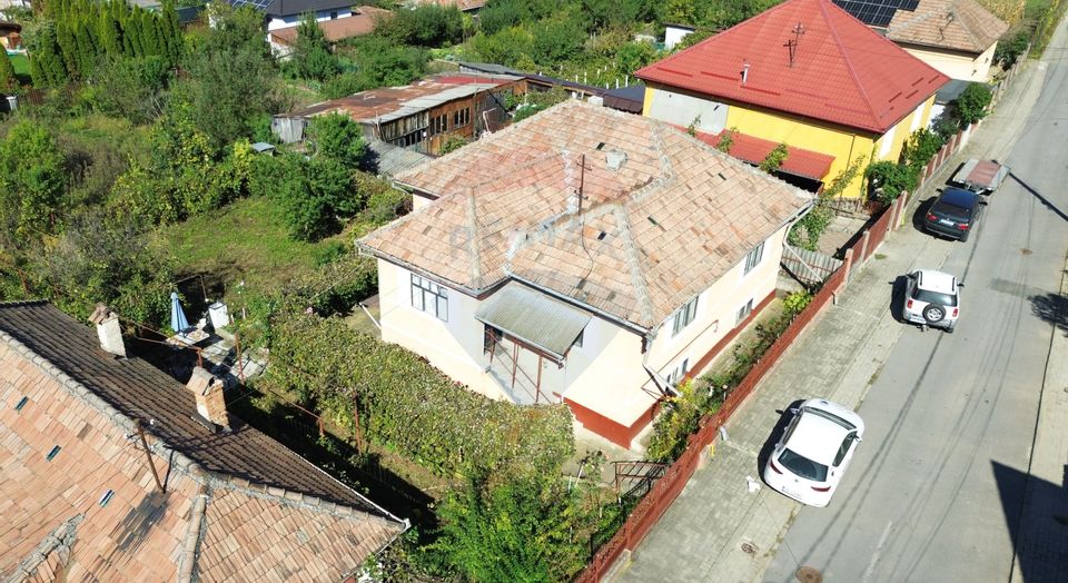 5 room House / Villa for sale, Central area