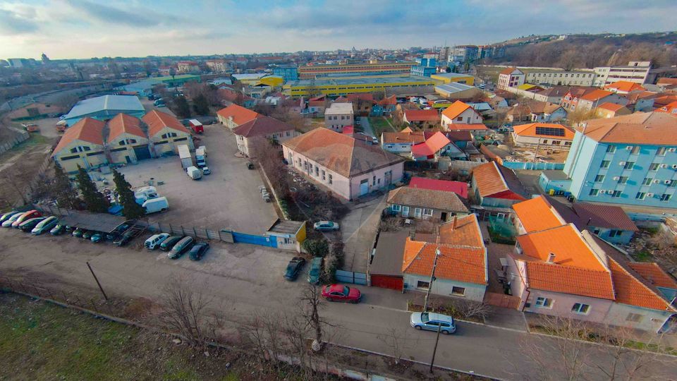 Spațiu industrial - 2040 mp de vânzare în zona Calea Clujului