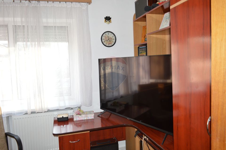 3 room Apartment for sale, Burdujeni area