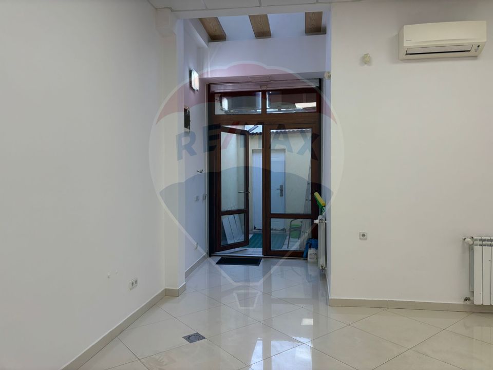 93sq.m Office Space for rent, Ultracentral area