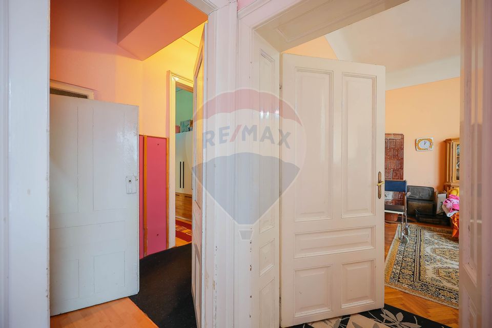 Spațiu ultracentral 171 mp, ideal clinică sau chirii multiple