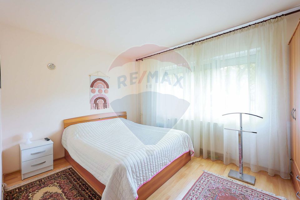 Apartament cu 2 camere de vânzare, în zona Rogerius