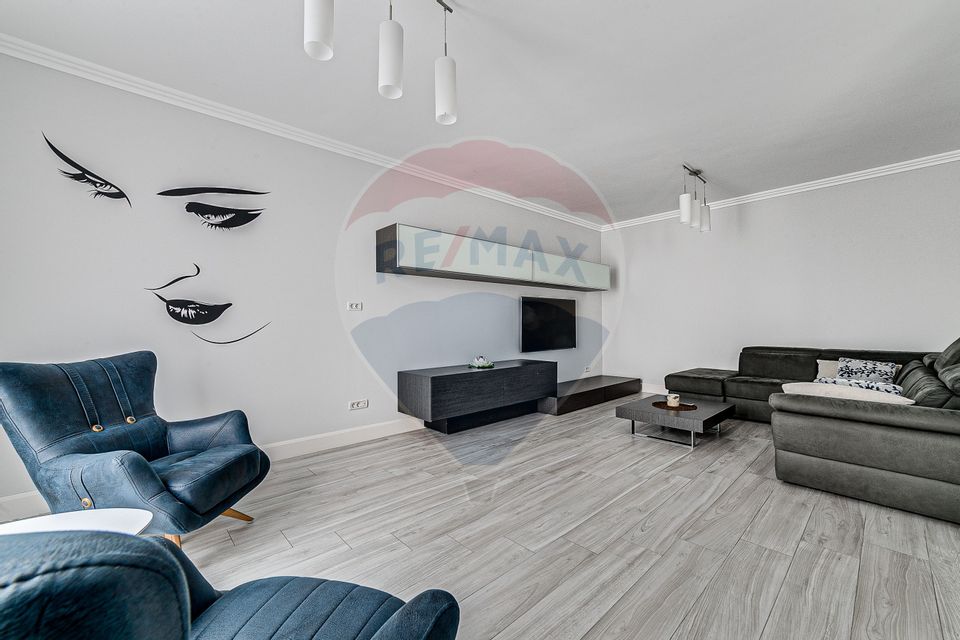 Apartament spațios cu terasa si vedere spre Mureș + loc de parcare