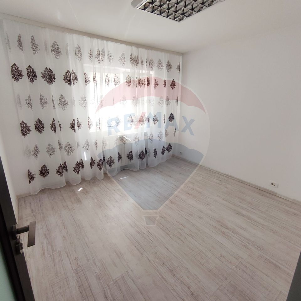 Apartament/ spațiu 2 camere decomandate, de închiriat, zona Burdujeni