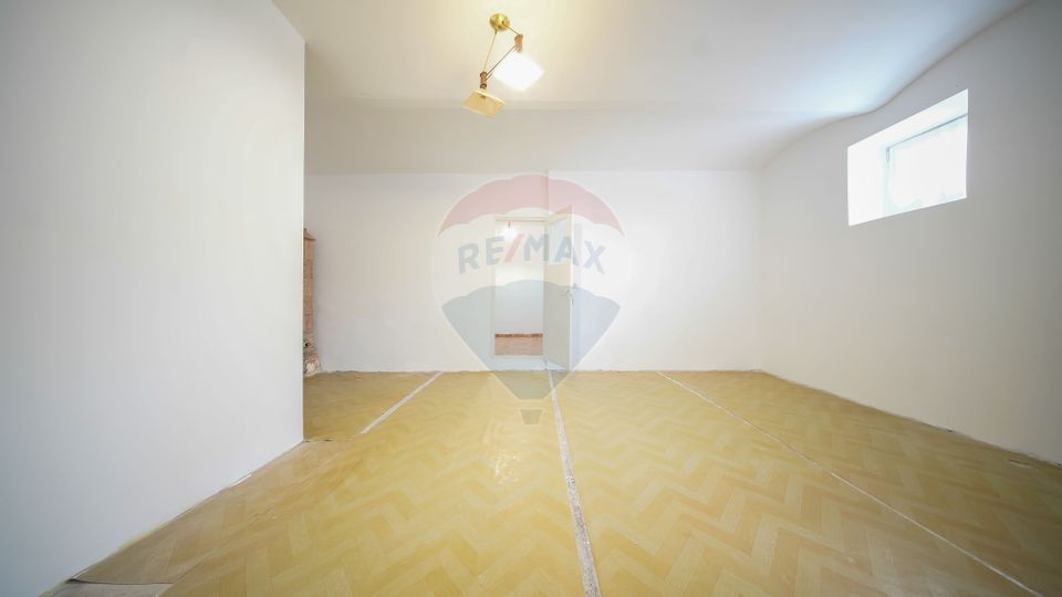 2 room Apartment for sale, Centrul Istoric area