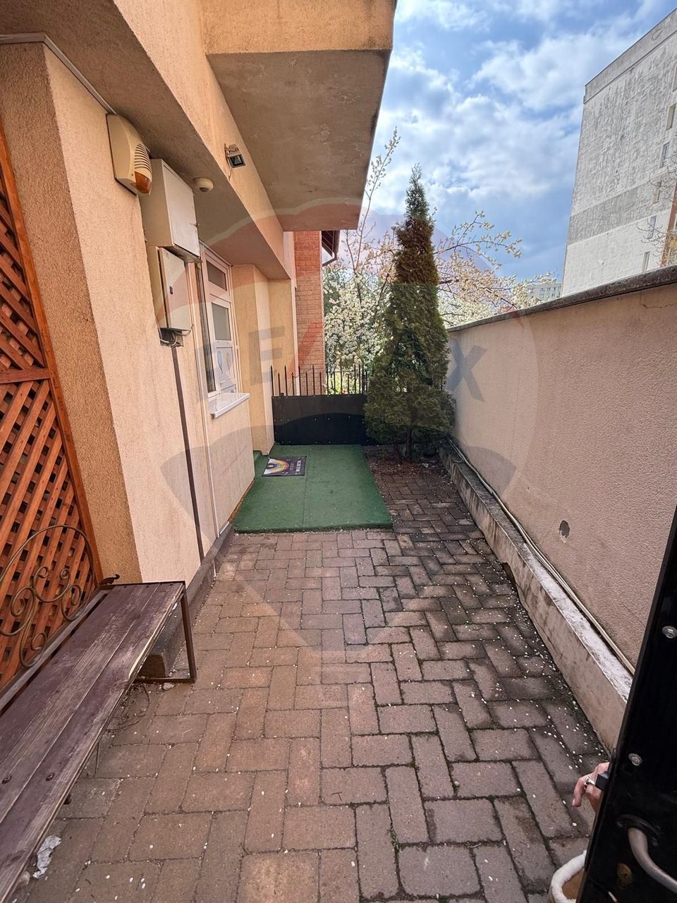 81sq.m Office Space for rent