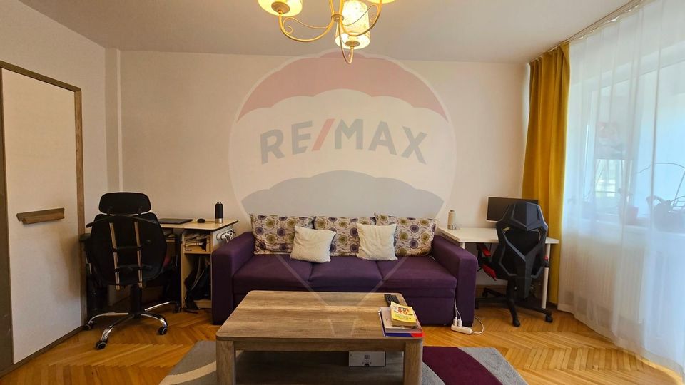 Închiriez apartament. 2 camere, Zorilor