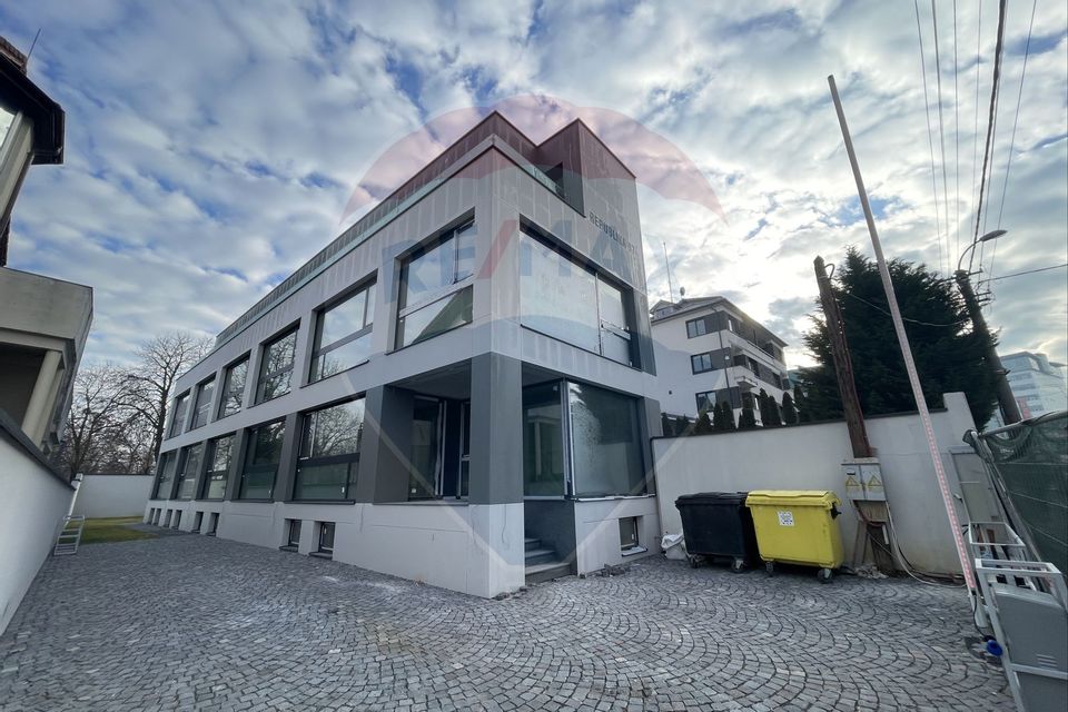500sq.m Office Space for rent, Semicentral area