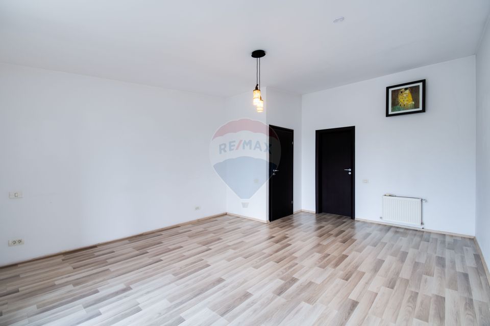 Apartament cu 3 camere zona Jiului , tip duplex- Piata Presei